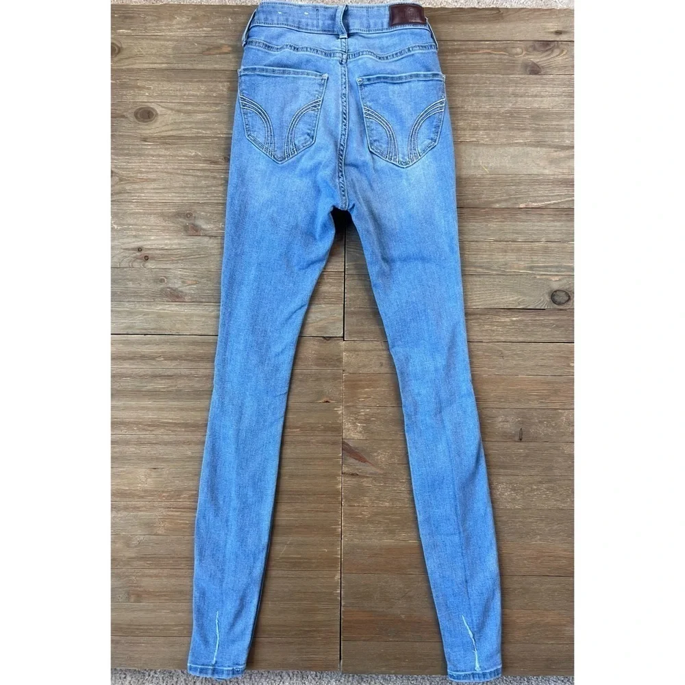 Hollister Distressed Curvy High Rise Super Skinny Jeans